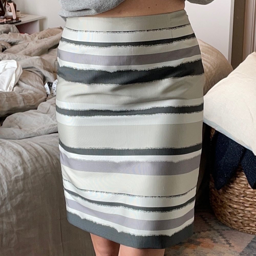 Hugo Boss Pencil Skirt Size US4